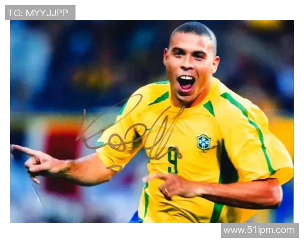 沙发足球明星盘点哪些球员在家中也能成为足球传奇